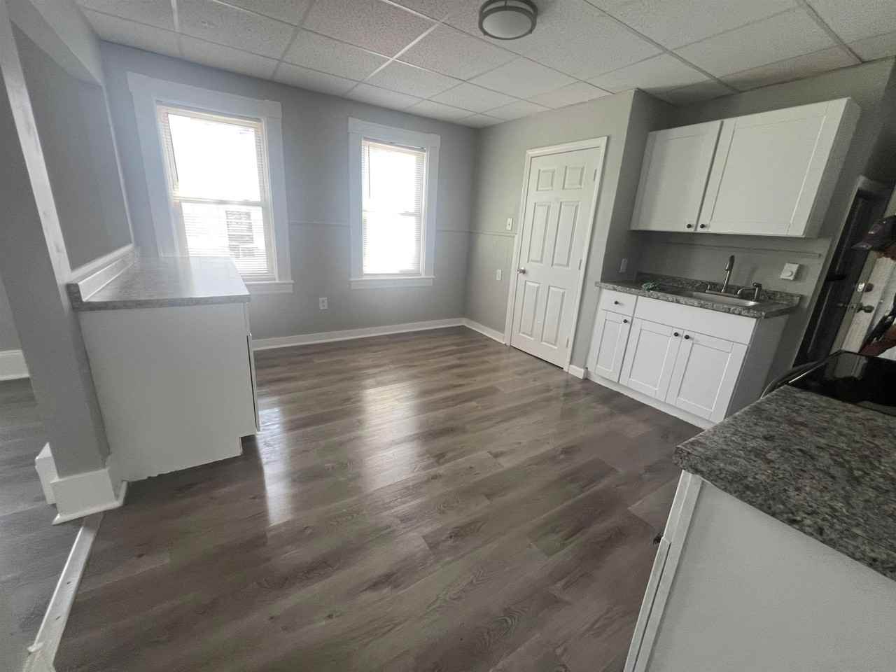 76 Ledge St #B - Photo 4 of 24