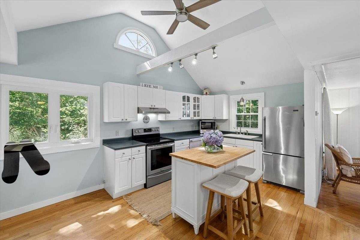 31 Perkins Rd - Photo 4 of 35