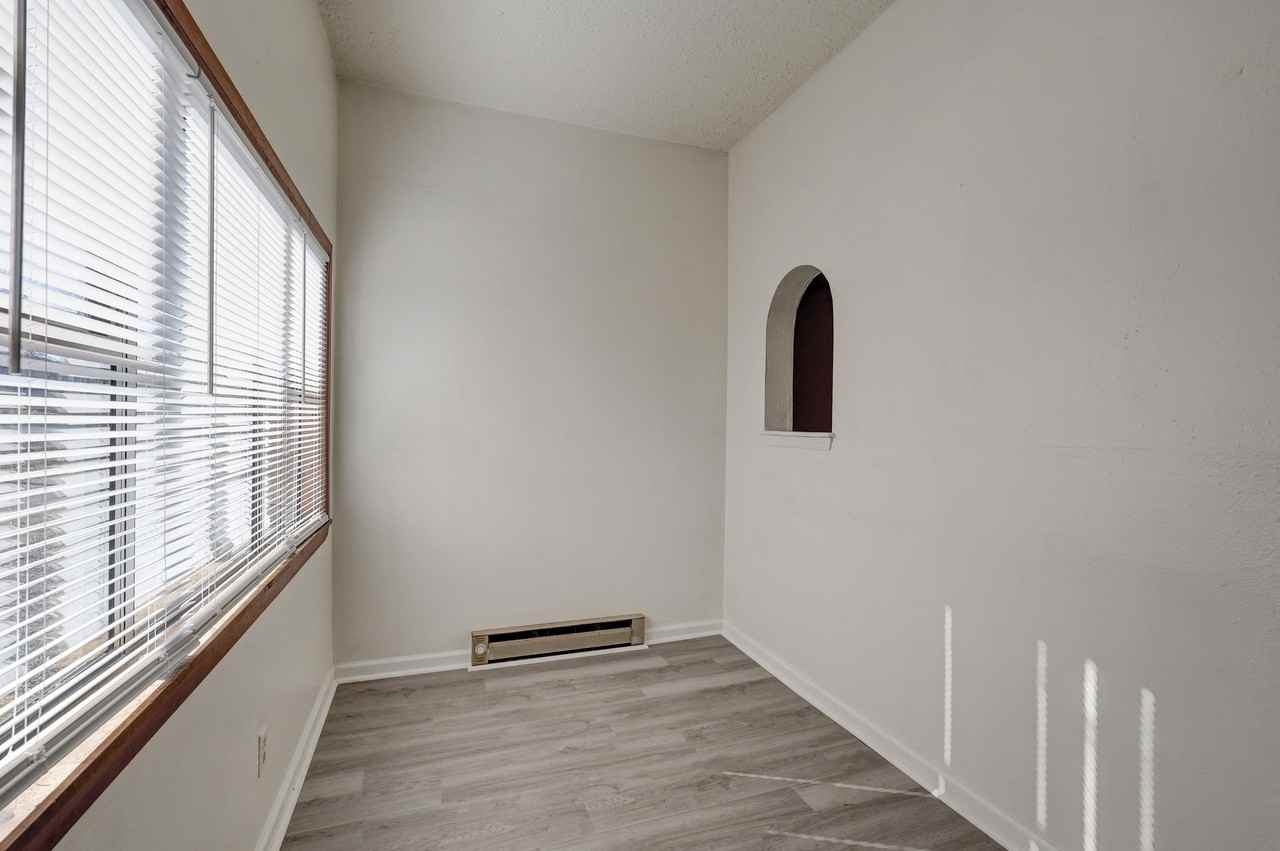 3801 Creswell Dr #1 - Photo 7 of 40
