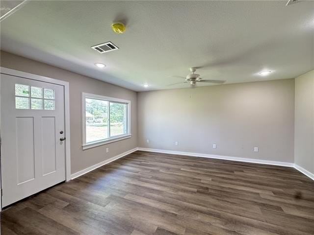 307 S Linden St - Photo 7 of 16