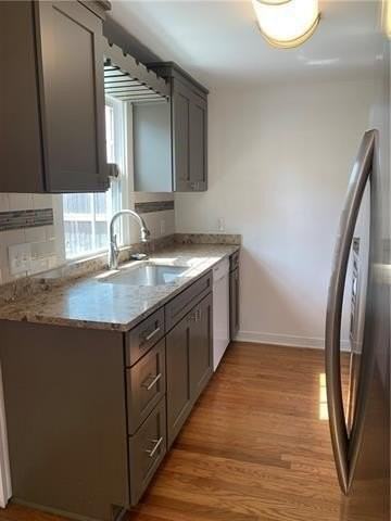 148 Helios Ave - Photo 5 of 9