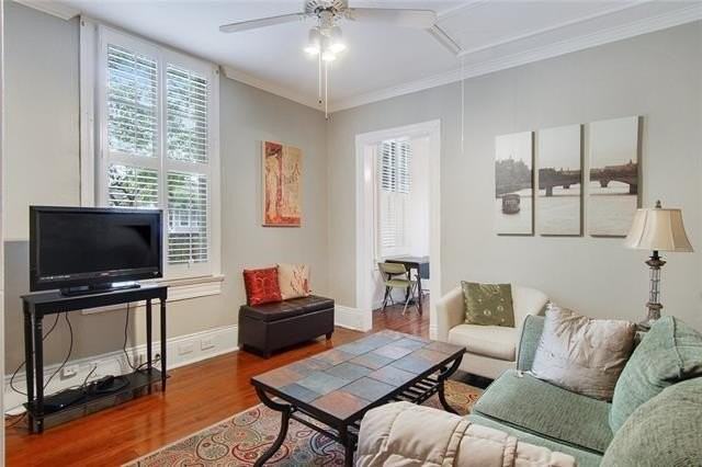 604 Webster St - Photo 2 of 5