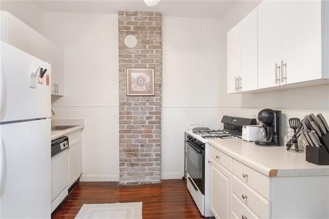 604 Webster St - Photo 3 of 5