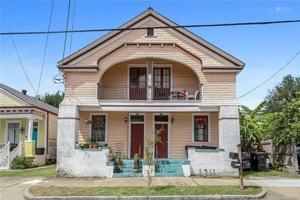 featured image of 3811 1/2 Cleveland Ave #1-2