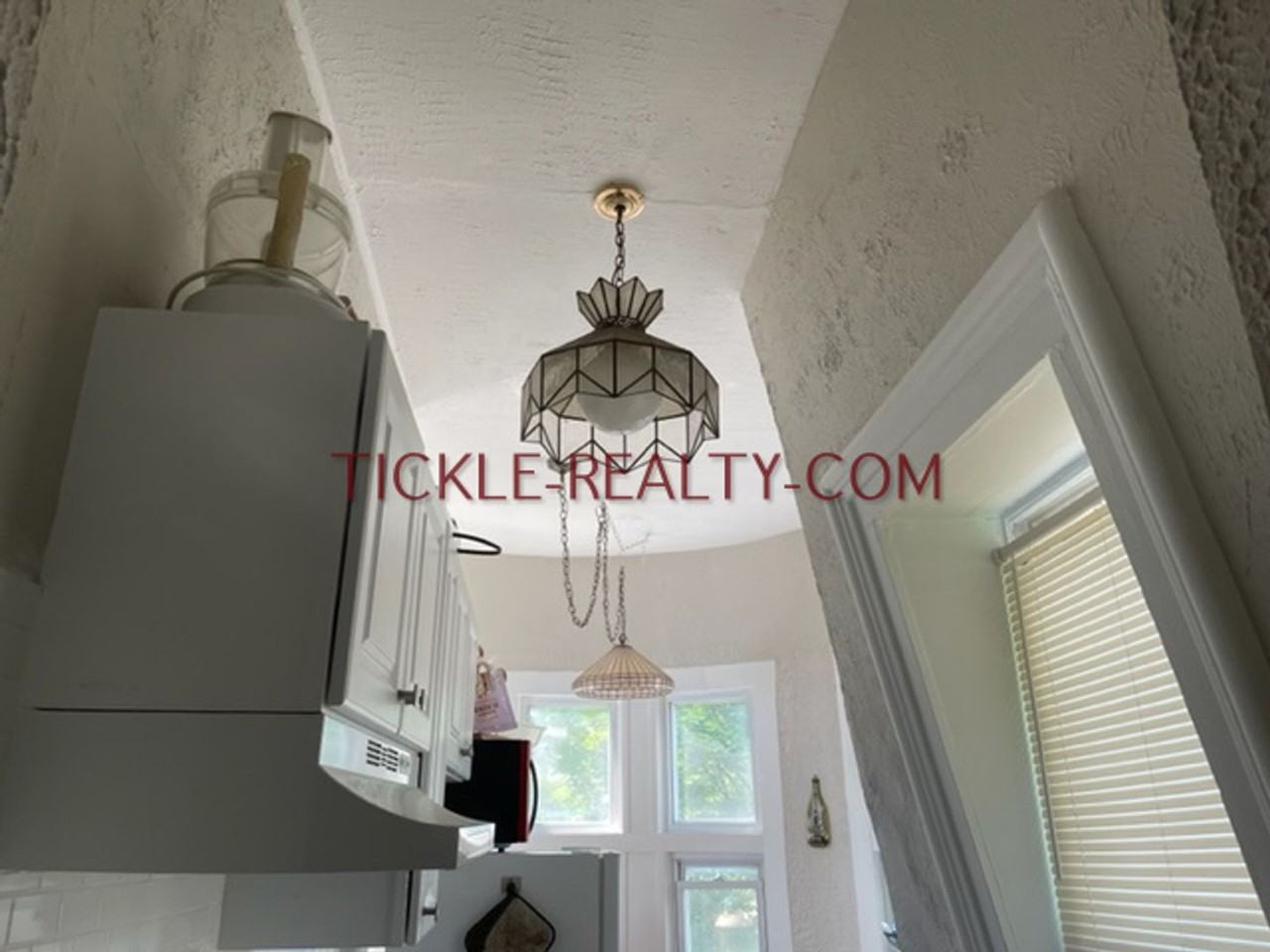 185 Park Avenue - Photo 3 of 19