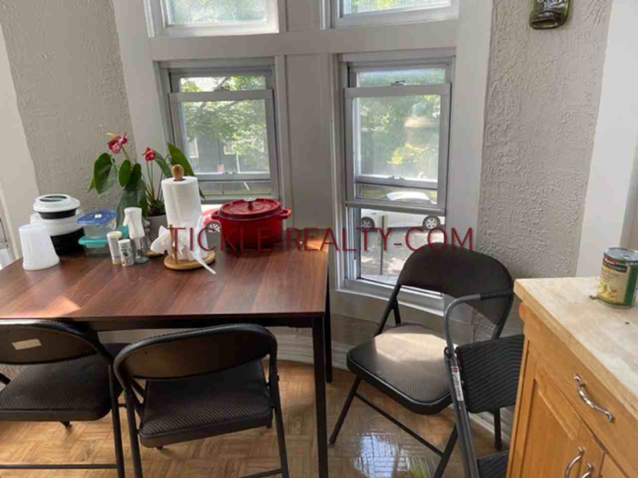 185 Park Avenue - Photo 4 of 19