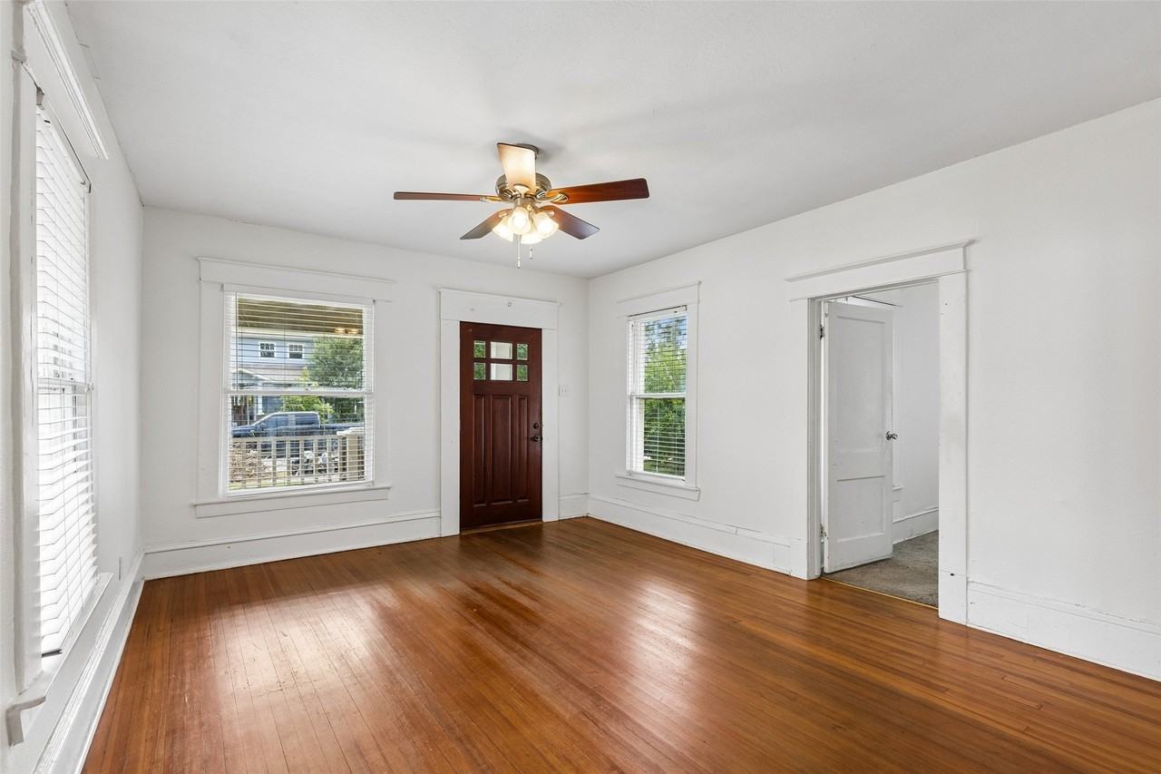 5505 Richard Ave - Photo 2 of 22