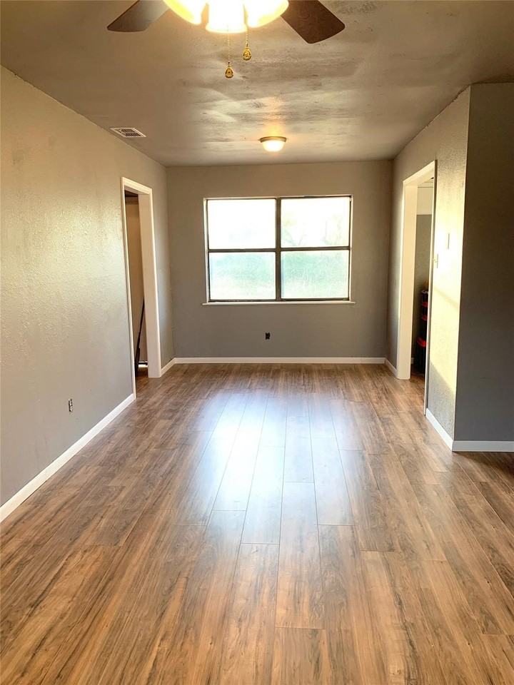 4 Carson Cir - Photo 5 of 12