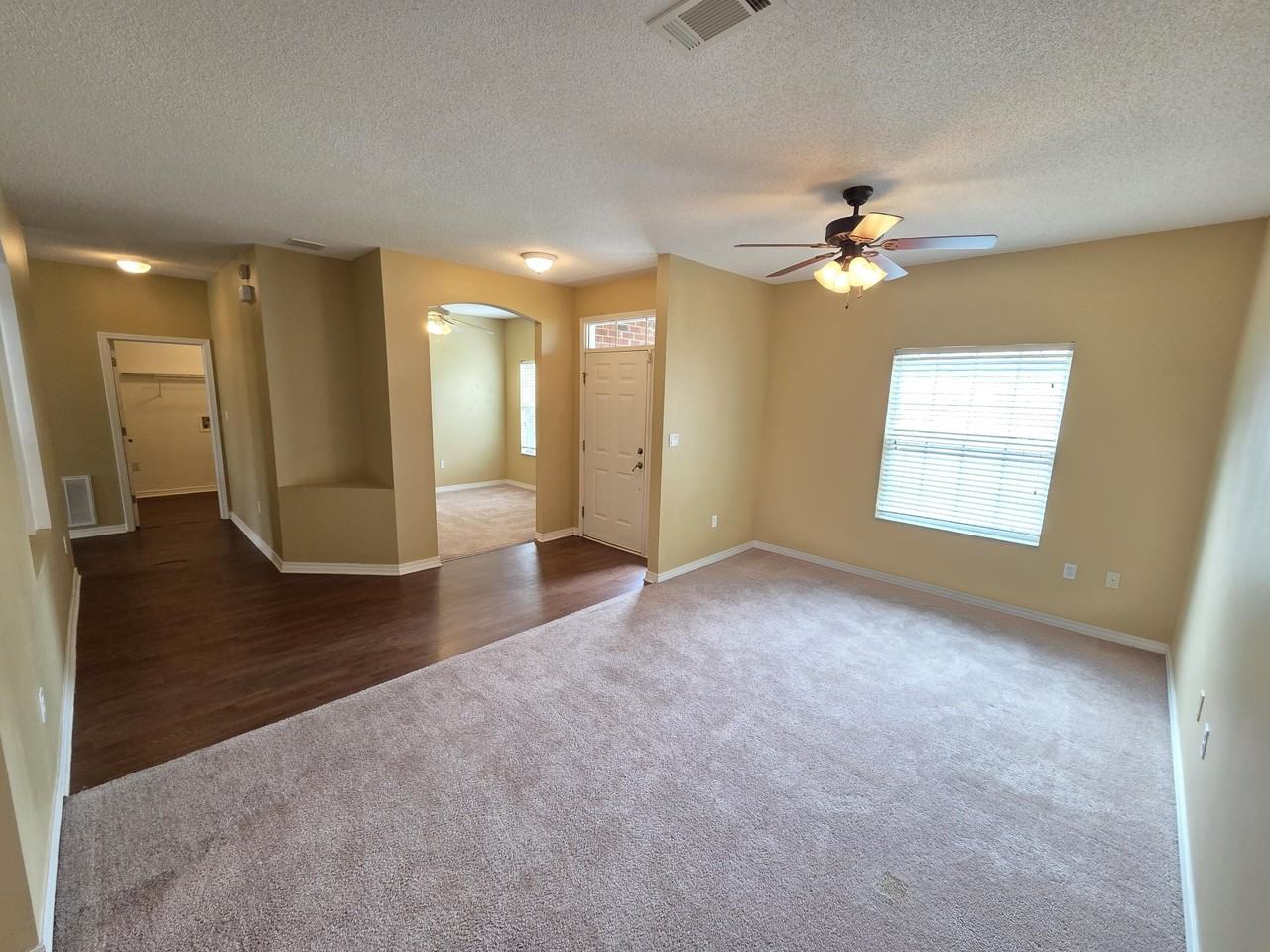 7270 Mossy Oaks Dr - Photo 2 of 20