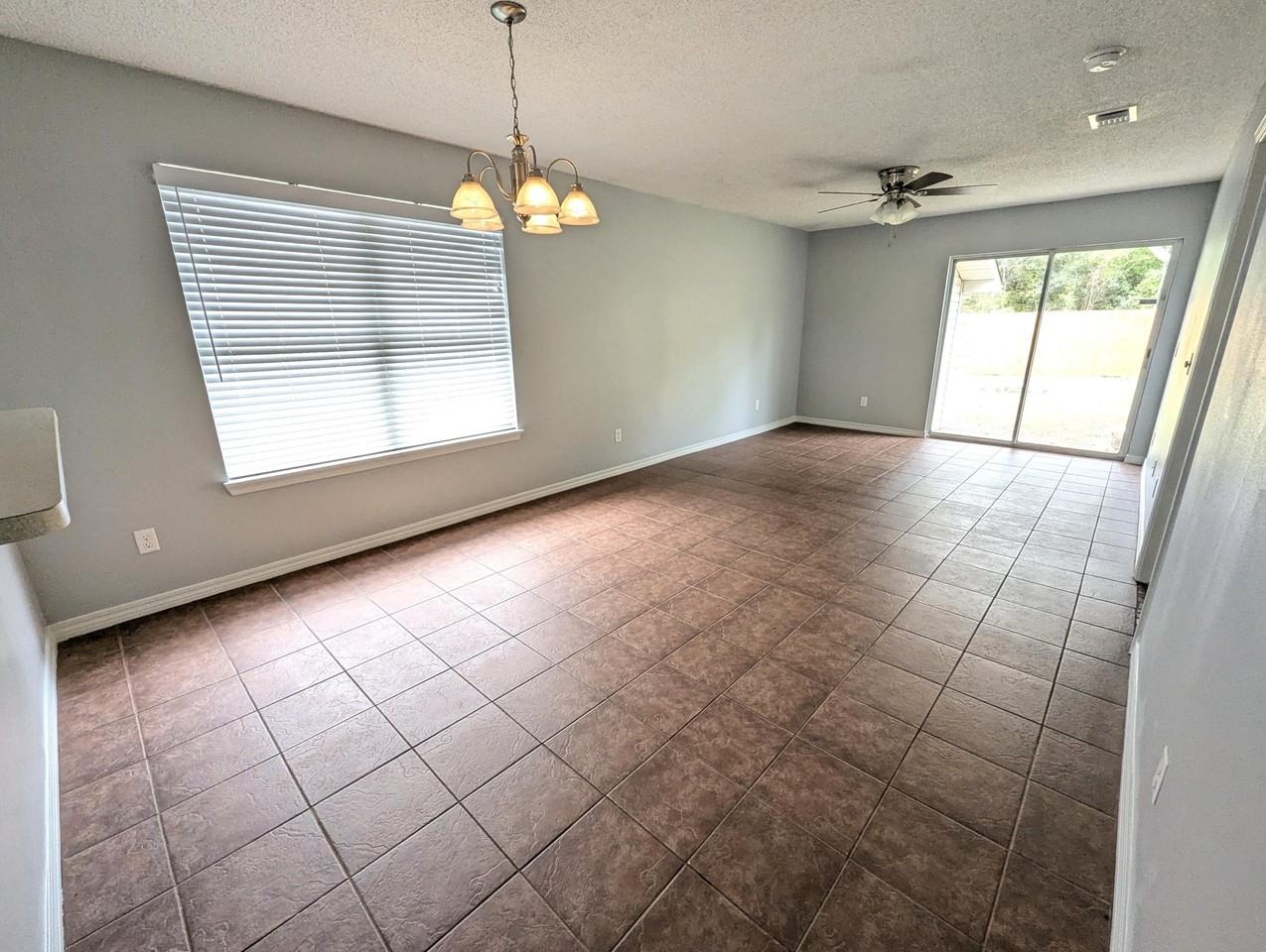 7592 Chablis Cir - Photo 2 of 21