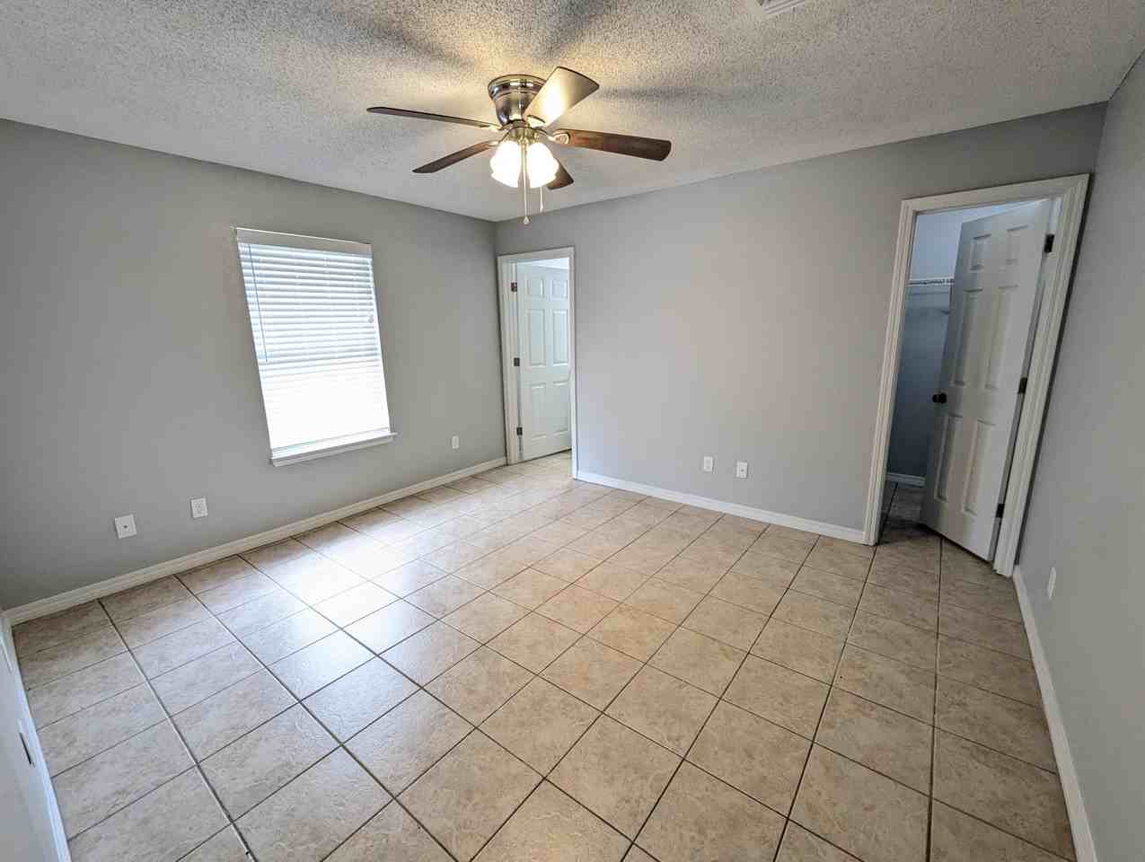 7592 Chablis Cir - Photo 6 of 21