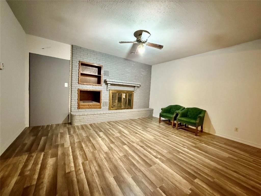 1013 W 3rd St - Photo 6 of 14