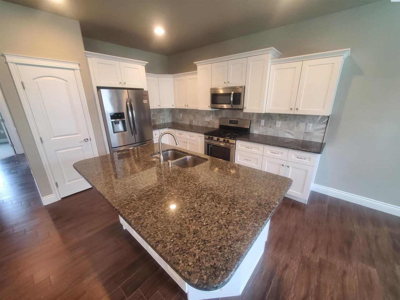 1290 N Oklahoma Pl - Photo 5 of 24