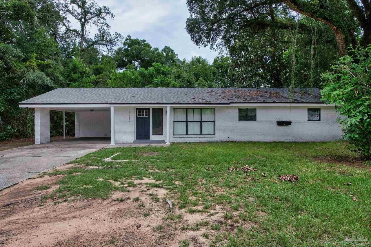 3760 Bayou Blvd - Photo 2 of 34