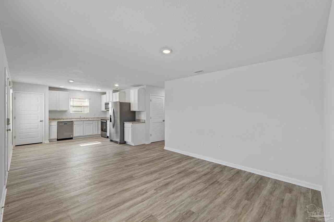 6222 June Bug Dr - Photo 7 of 29
