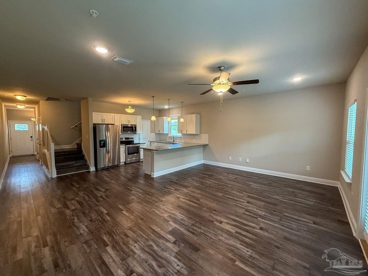 9801 Nature Creek Blvd - Photo 2 of 20