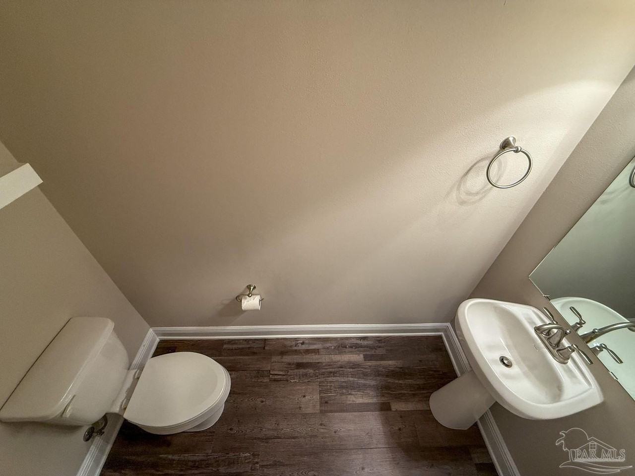 9801 Nature Creek Blvd - Photo 6 of 20