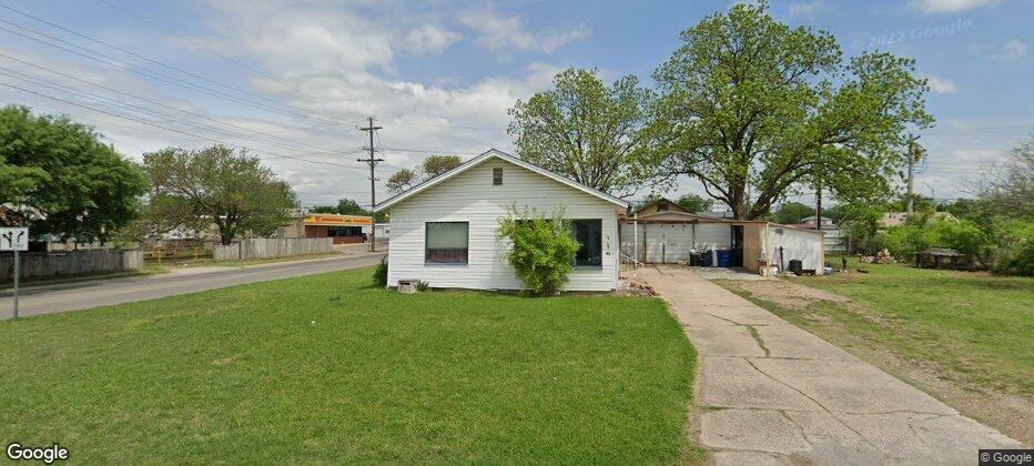 115 W Willow Ave #1 - Photo 2 of 2