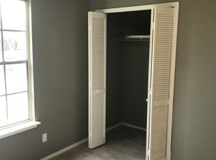 1062 Snug Harbor Ct #1 - Photo 7 of 9