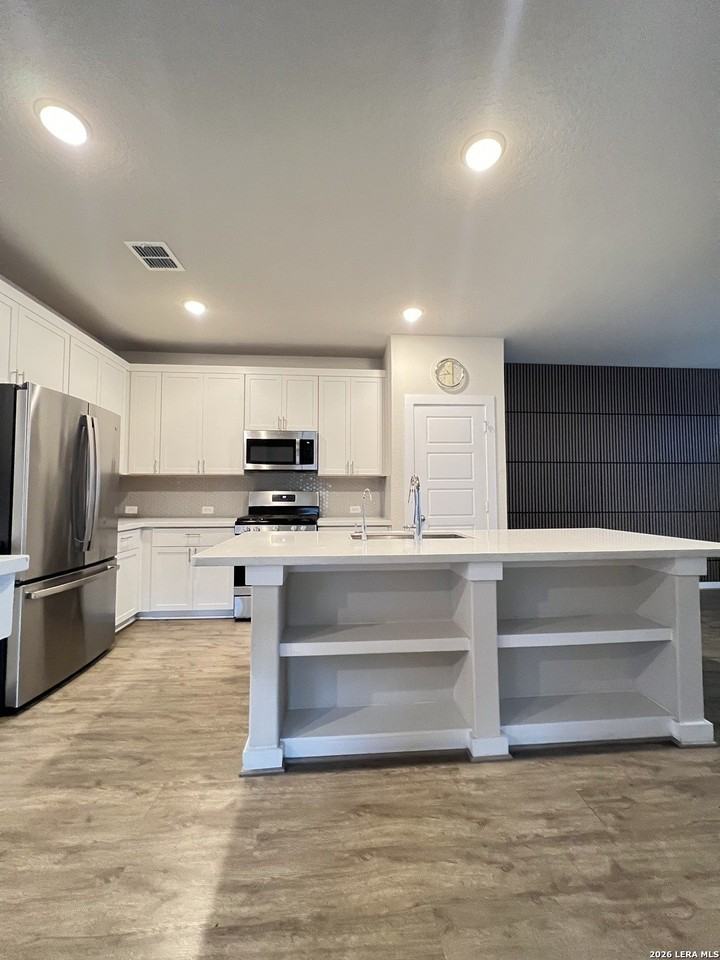 14811 Maverick Ave - Photo 5 of 29
