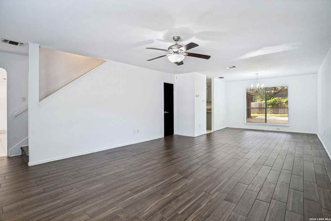 9142 Ridge Path - Photo 4 of 25