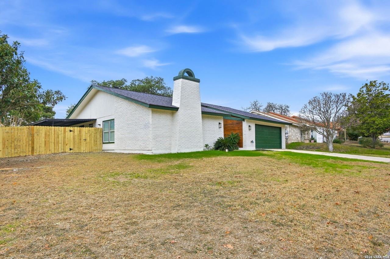 13403 Centerbrook - Photo 2 of 36