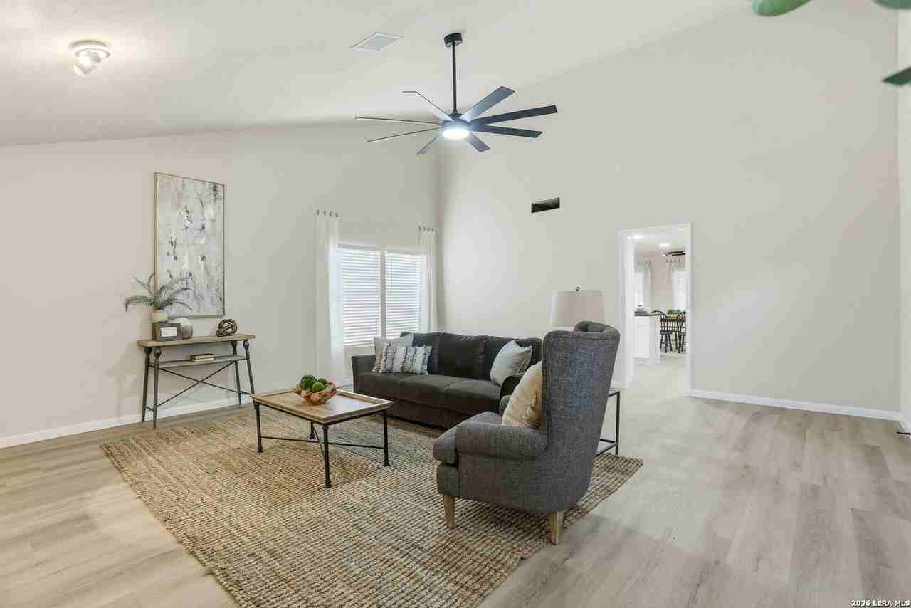 13403 Centerbrook - Photo 7 of 36