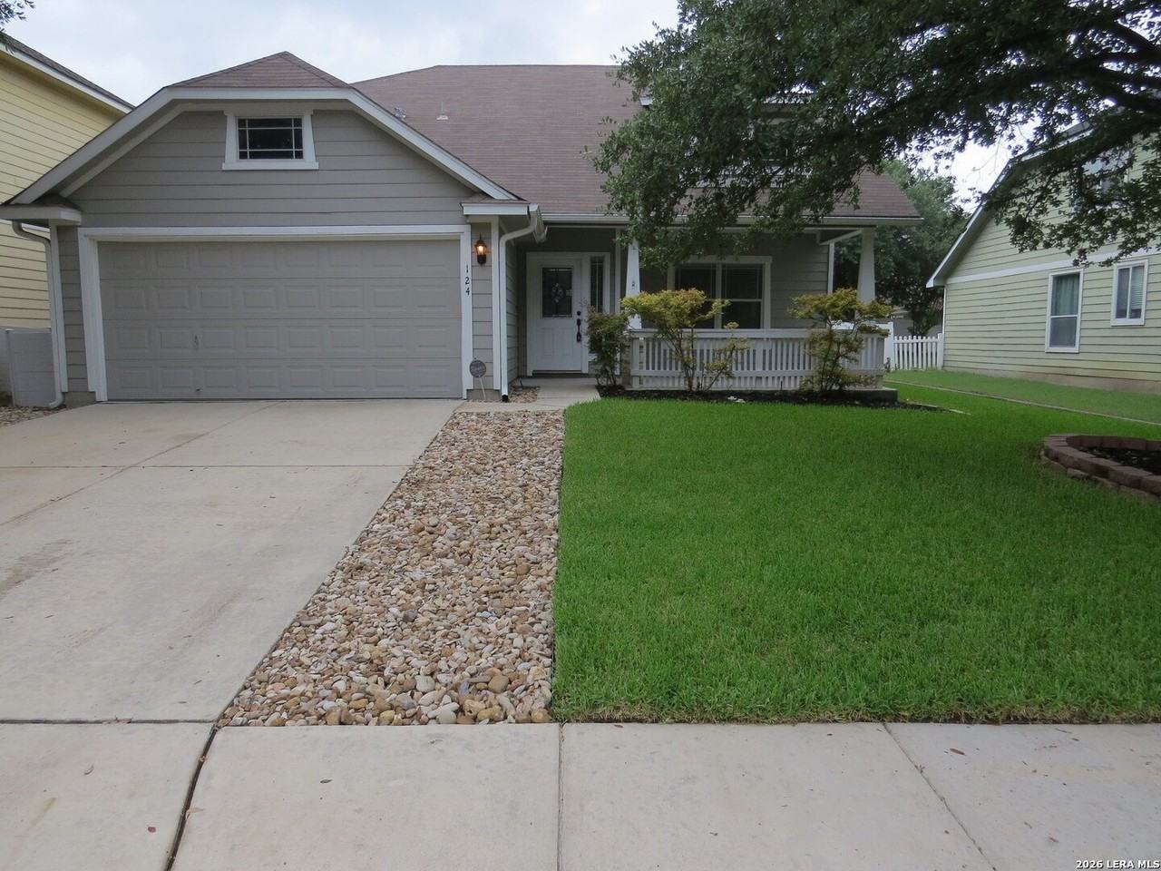 124 Brookview - Photo 2 of 23