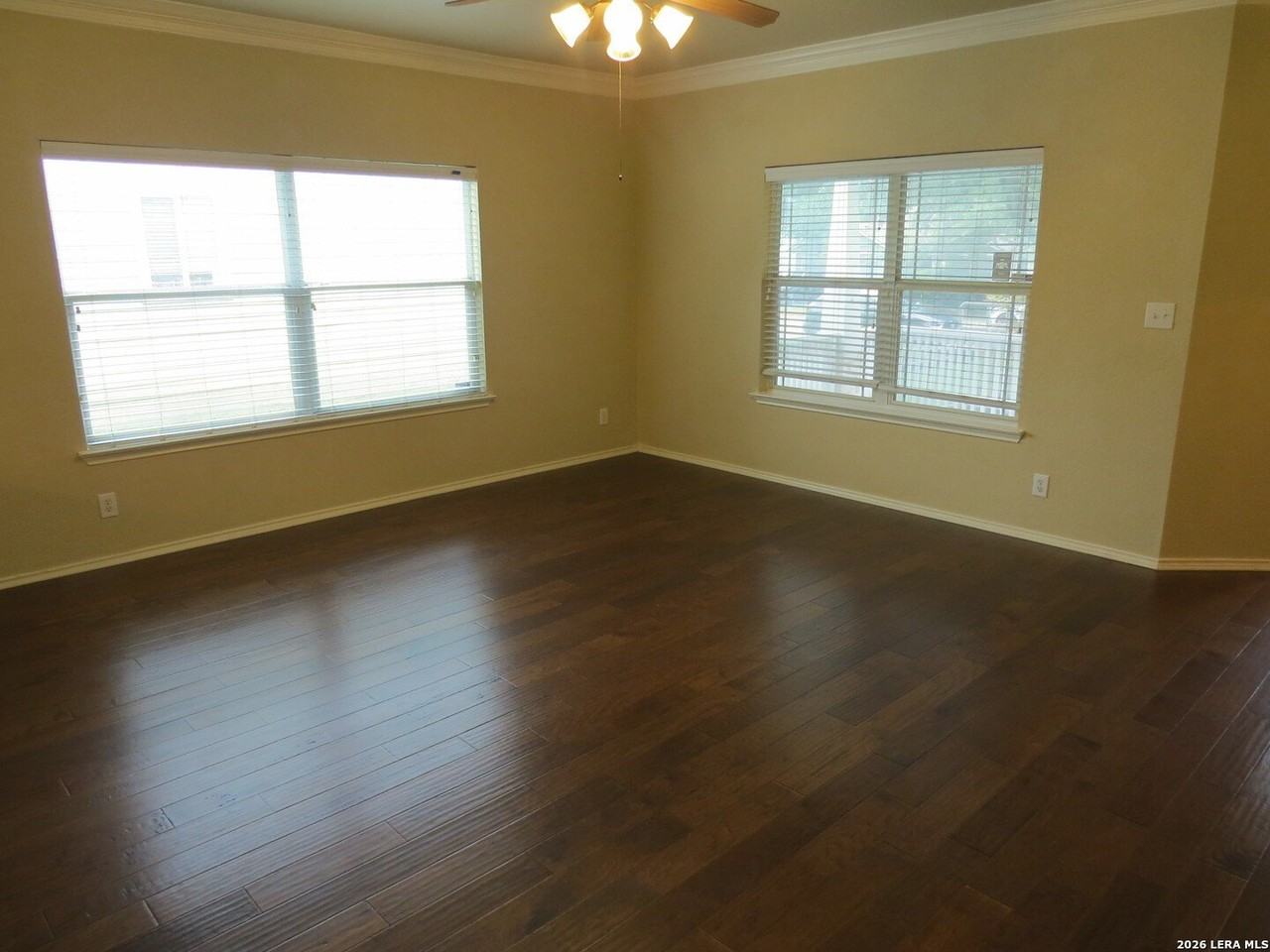 124 Brookview - Photo 6 of 23