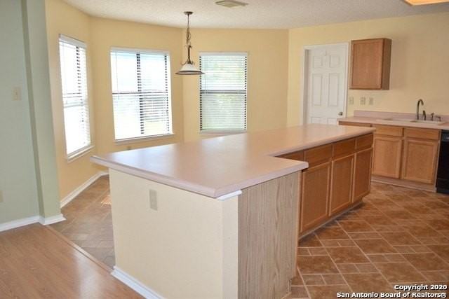 3317 Fresno Pl - Photo 6 of 24