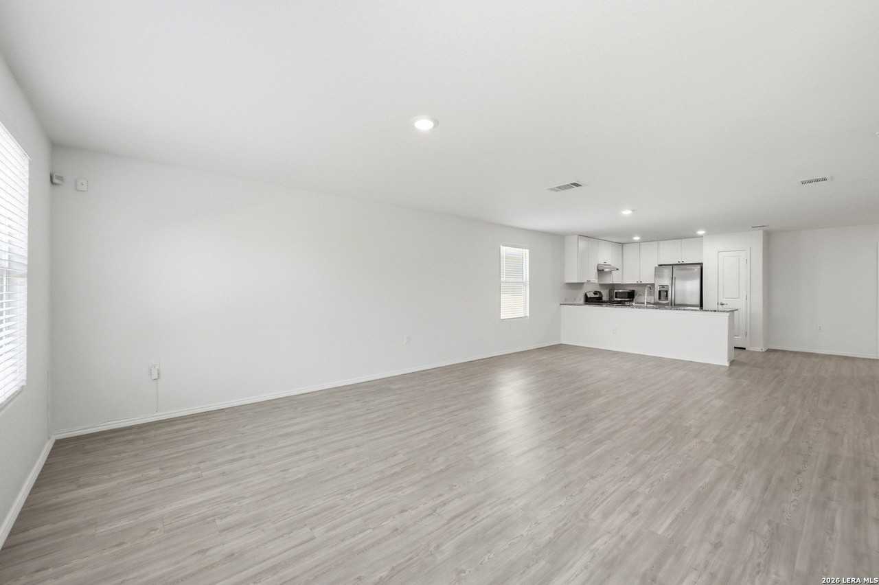 12055 Links Pkwy - Photo 5 of 30