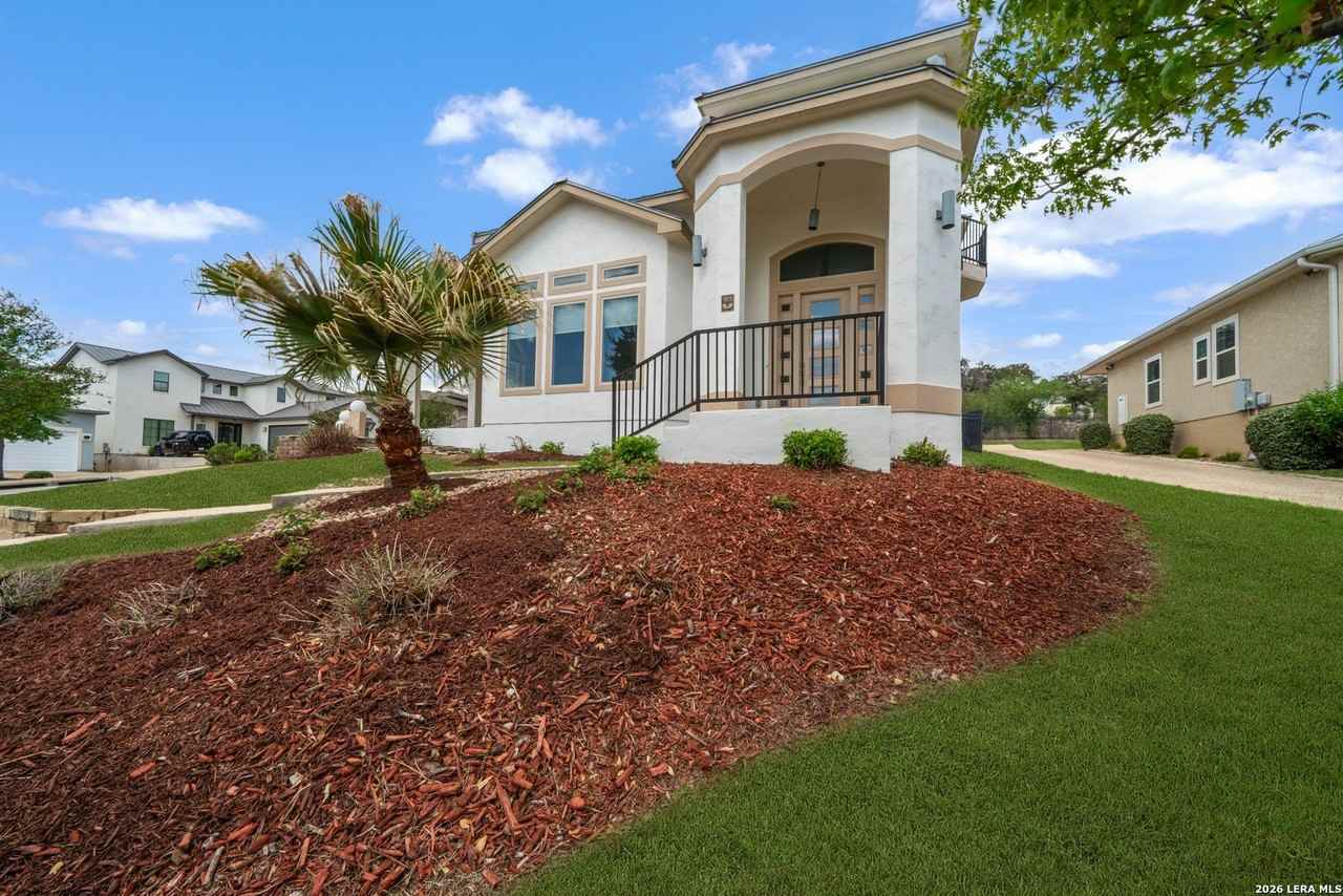 505 Persimmon Trl - Photo 2 of 40