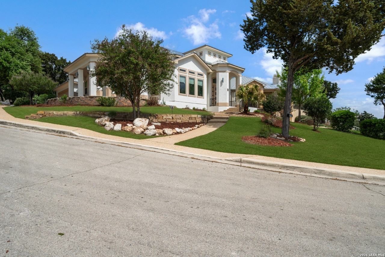 505 Persimmon Trl - Photo 4 of 40