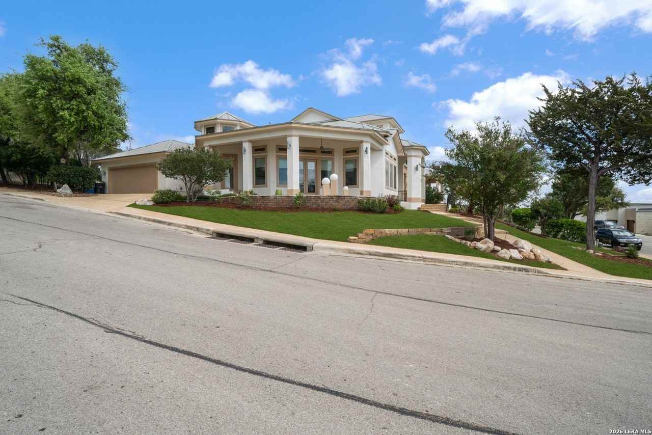 505 Persimmon Trl - Photo 5 of 40