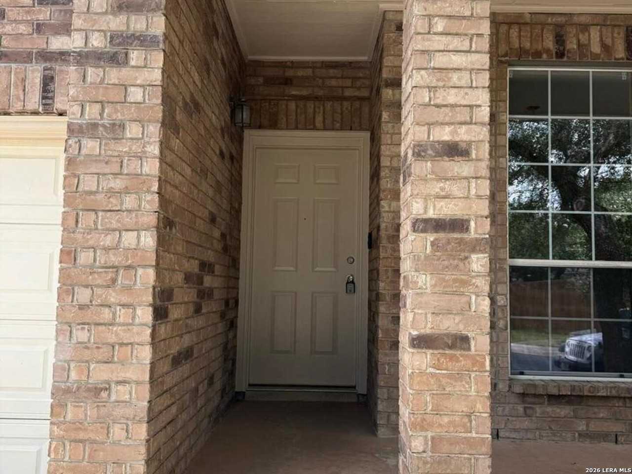 2518 Silverton Wind - Photo 2 of 12