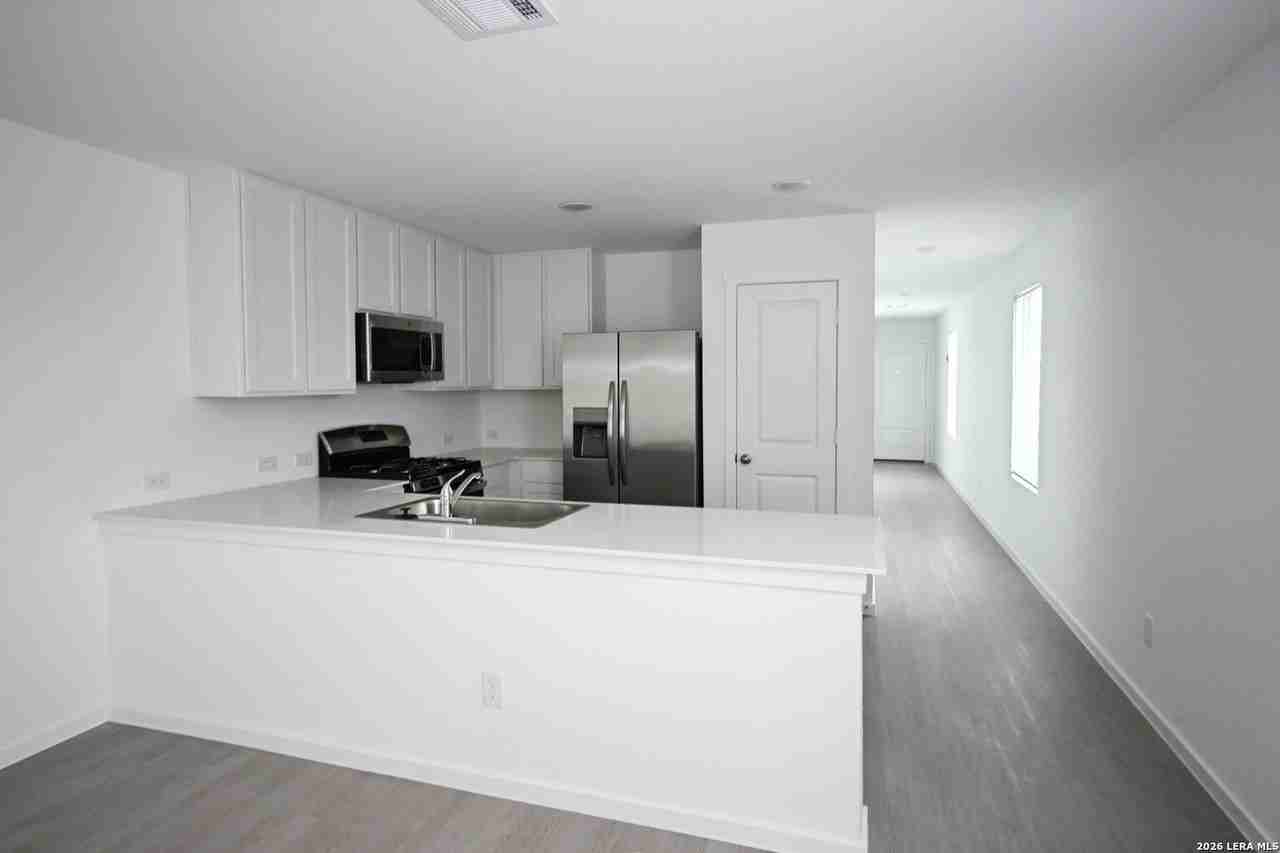 3771 Moon Hill Rd - Photo 4 of 25