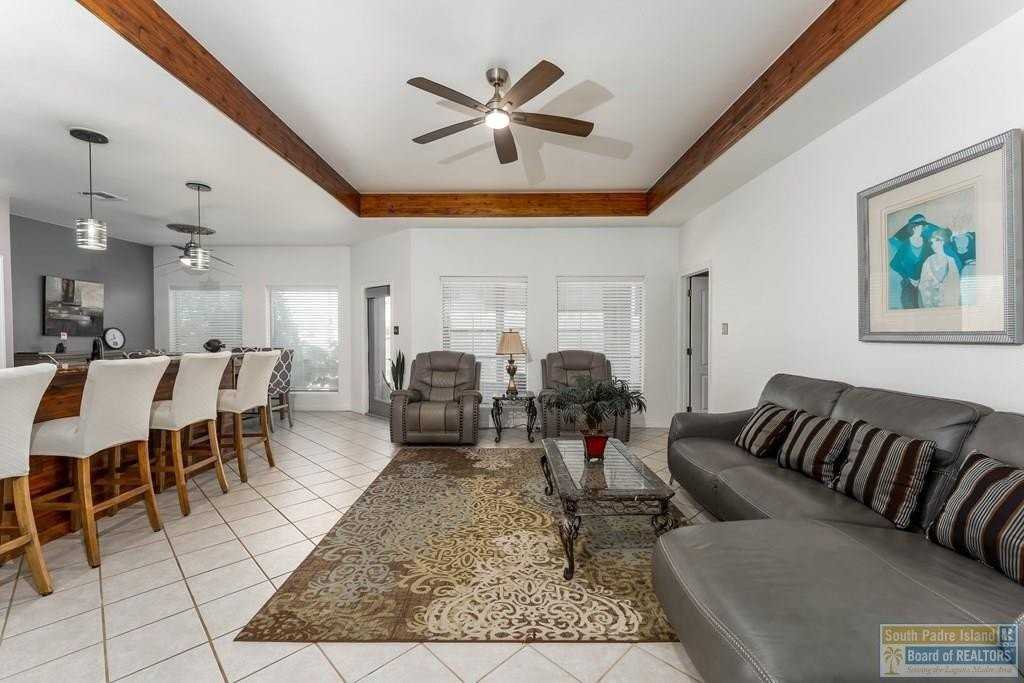 1 Torrey Pines Rd - Photo 2 of 40