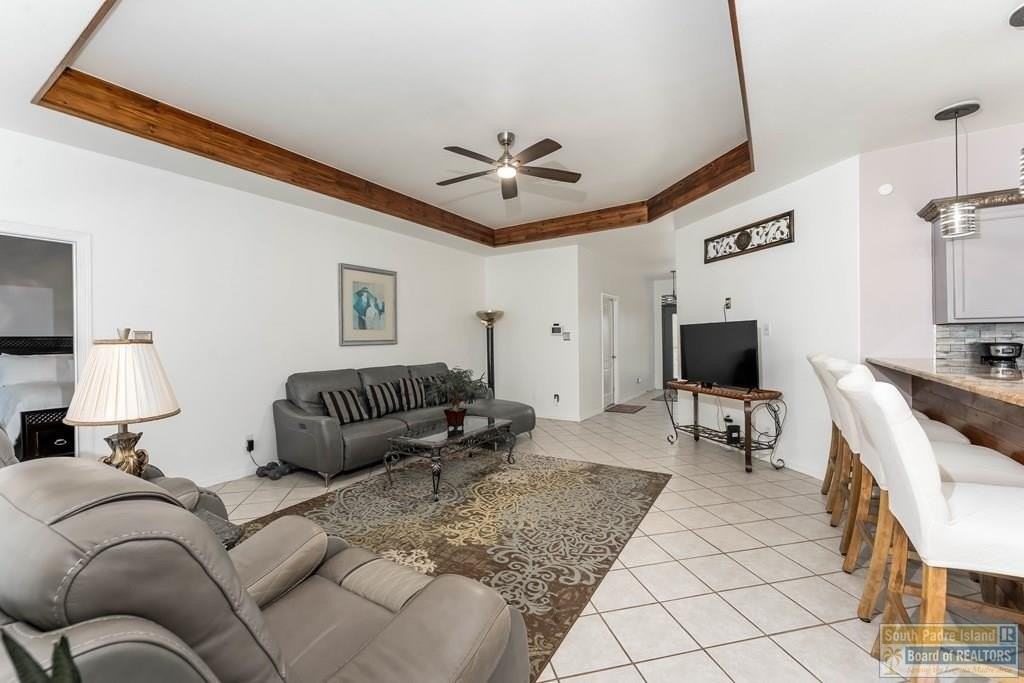 1 Torrey Pines Rd - Photo 5 of 40