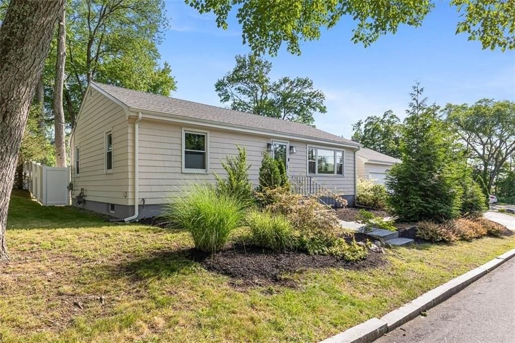 5 Interlocken Rd - Photo 2 of 43