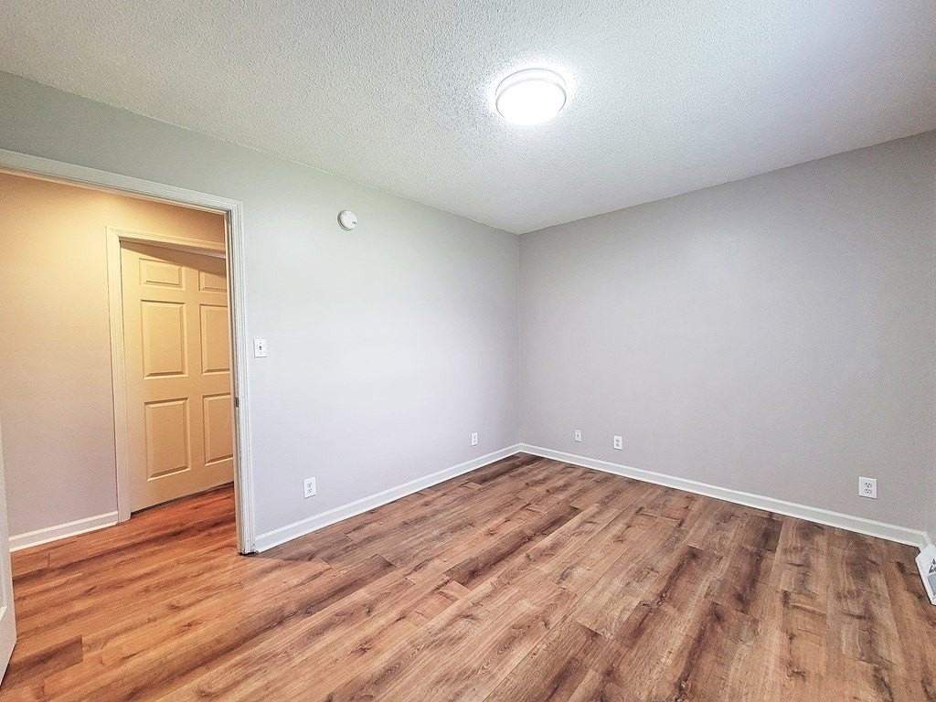 8600 Reedy Creek Rd - Photo 7 of 16