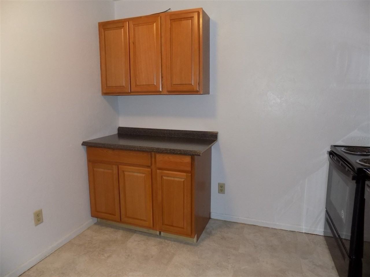 700 N Calhoun St #B5 - Photo 4 of 12