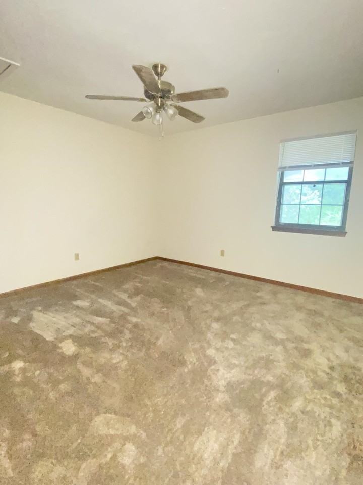 2086 Pats Pl - Photo 7 of 13