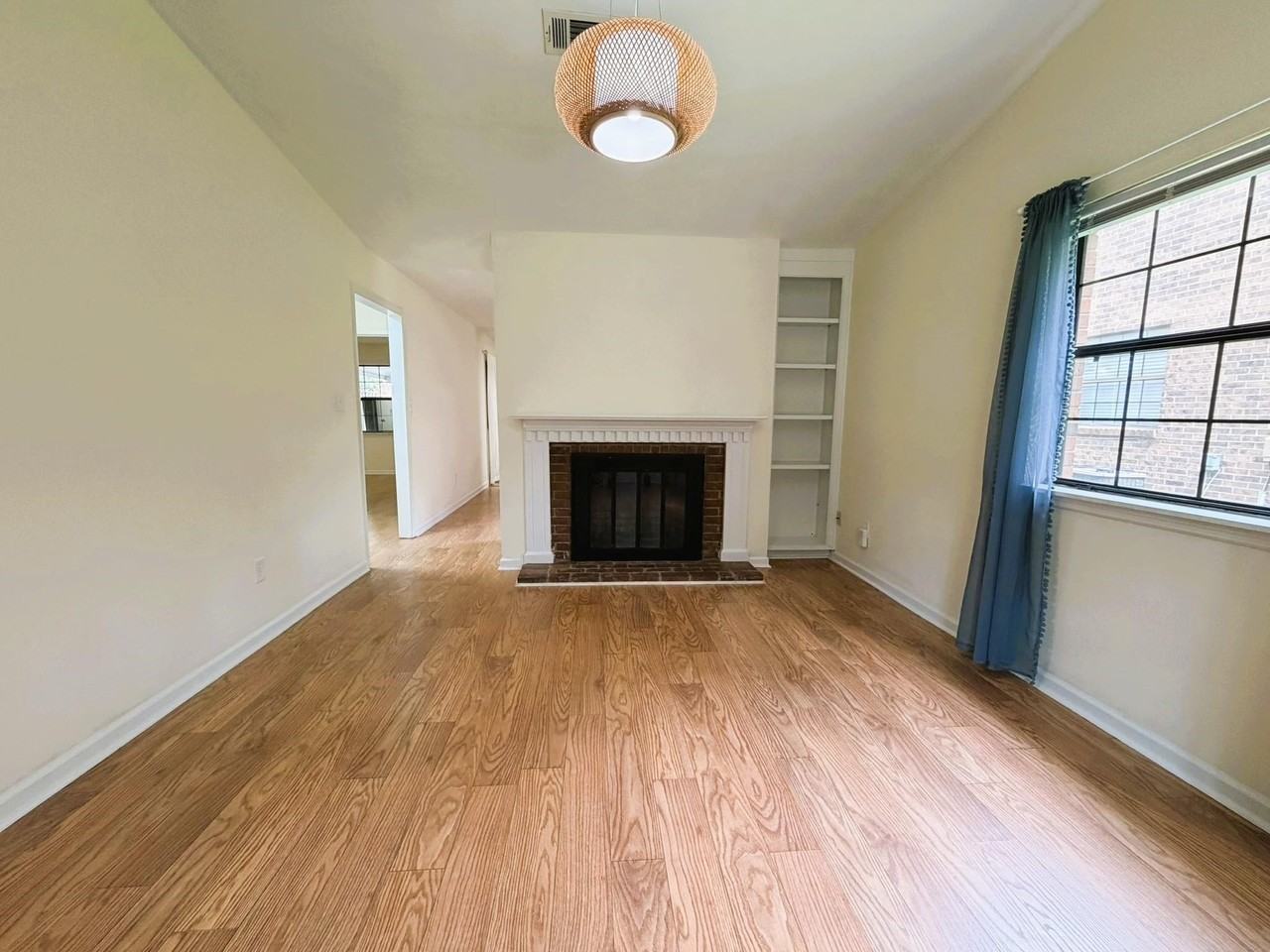 136 Belmont Rd - Photo 7 of 31