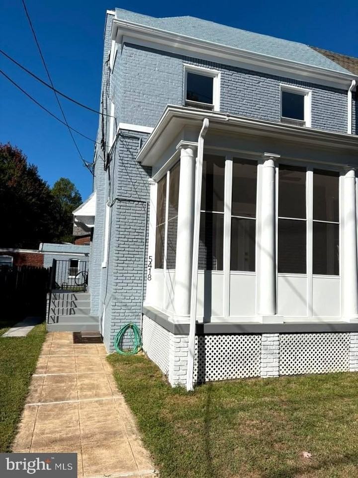 5418 13th St Nw - Photo 2 of 50