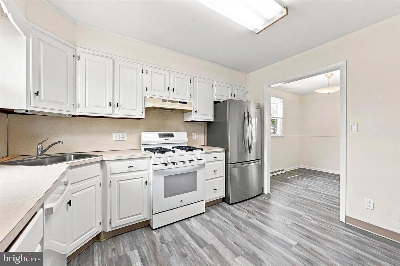 2314 Frann Dr - Photo 4 of 15