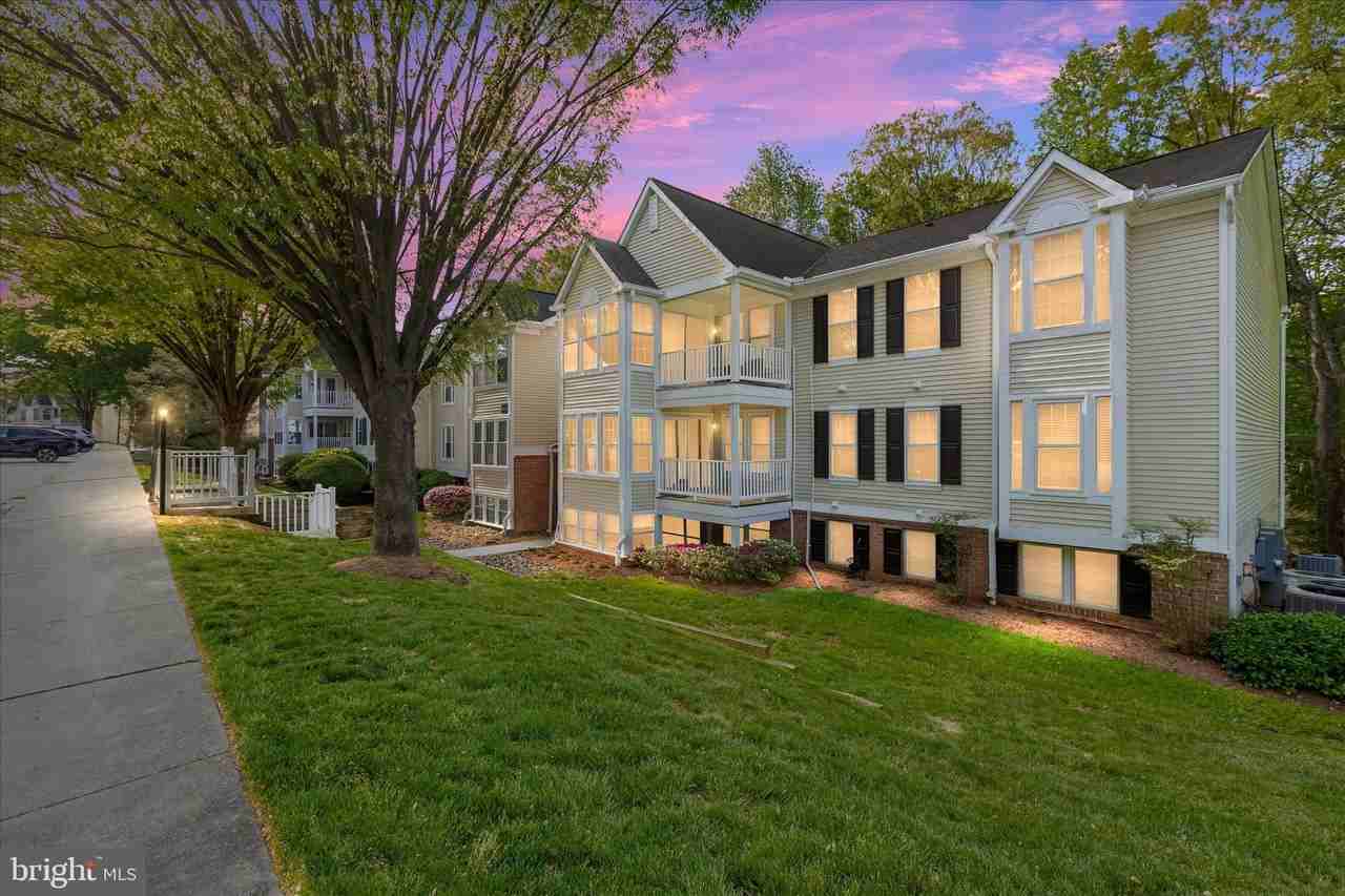 696 Southern Hills Dr #E5A - Photo 2 of 37