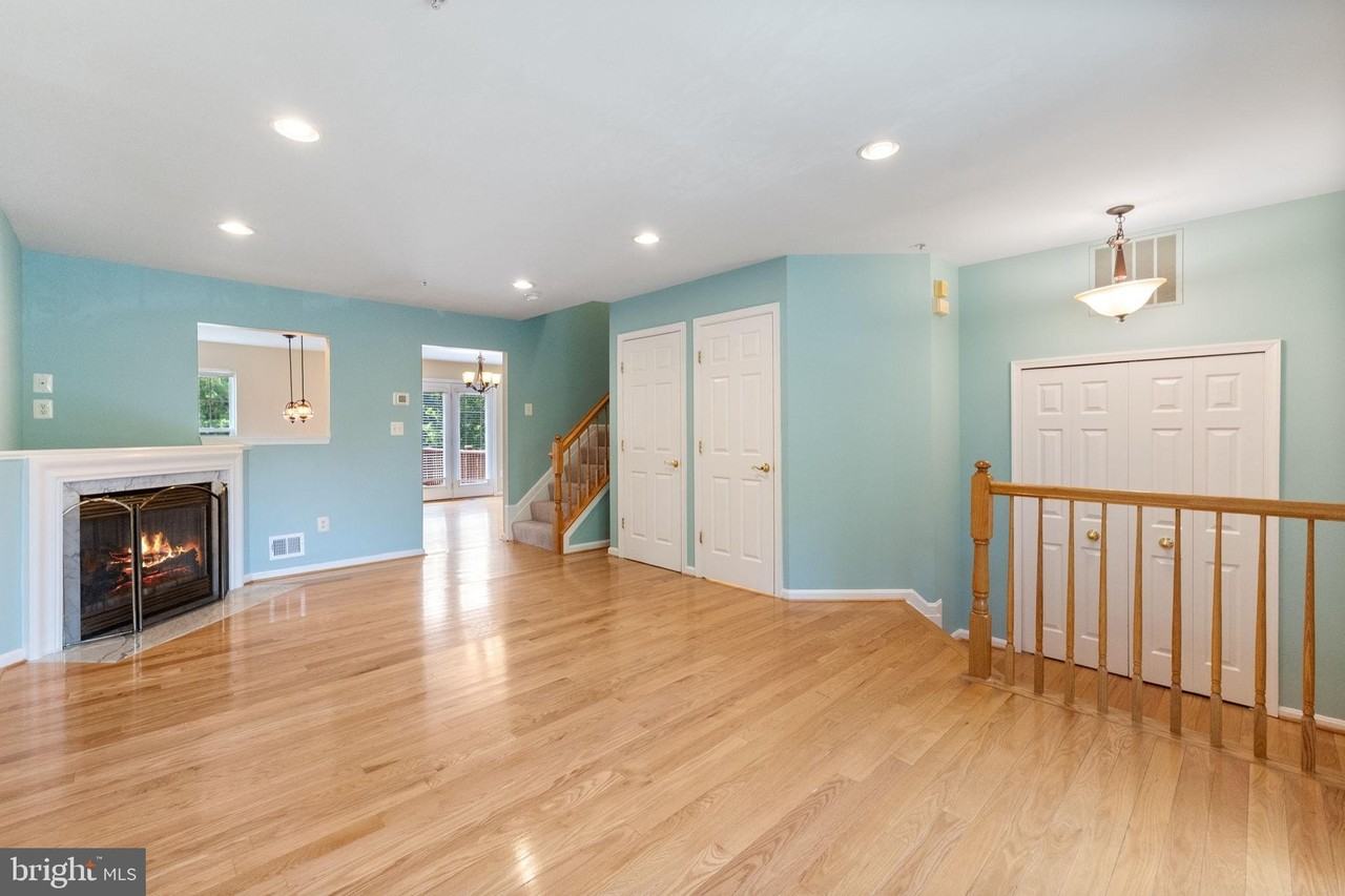 623 Captain John Brice Way - Photo 3 of 29
