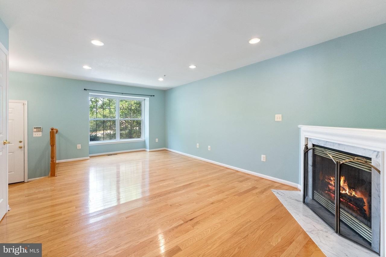 623 Captain John Brice Way - Photo 4 of 29