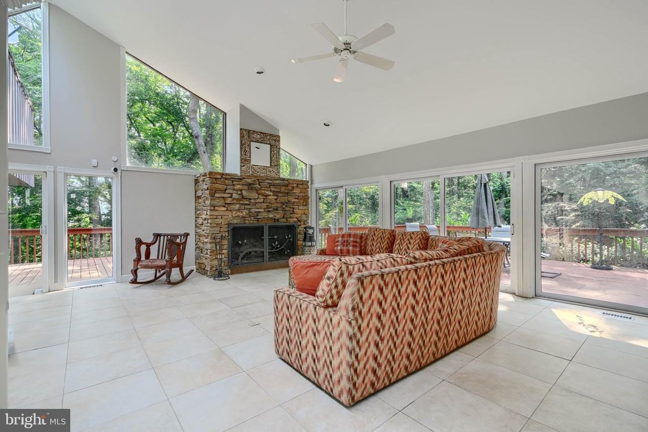 2101 Tufton Ave - Photo 6 of 50