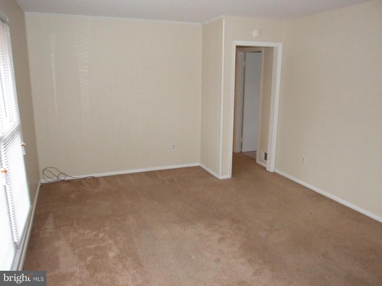 8116 Carrollton Pkwy - Photo 5 of 12
